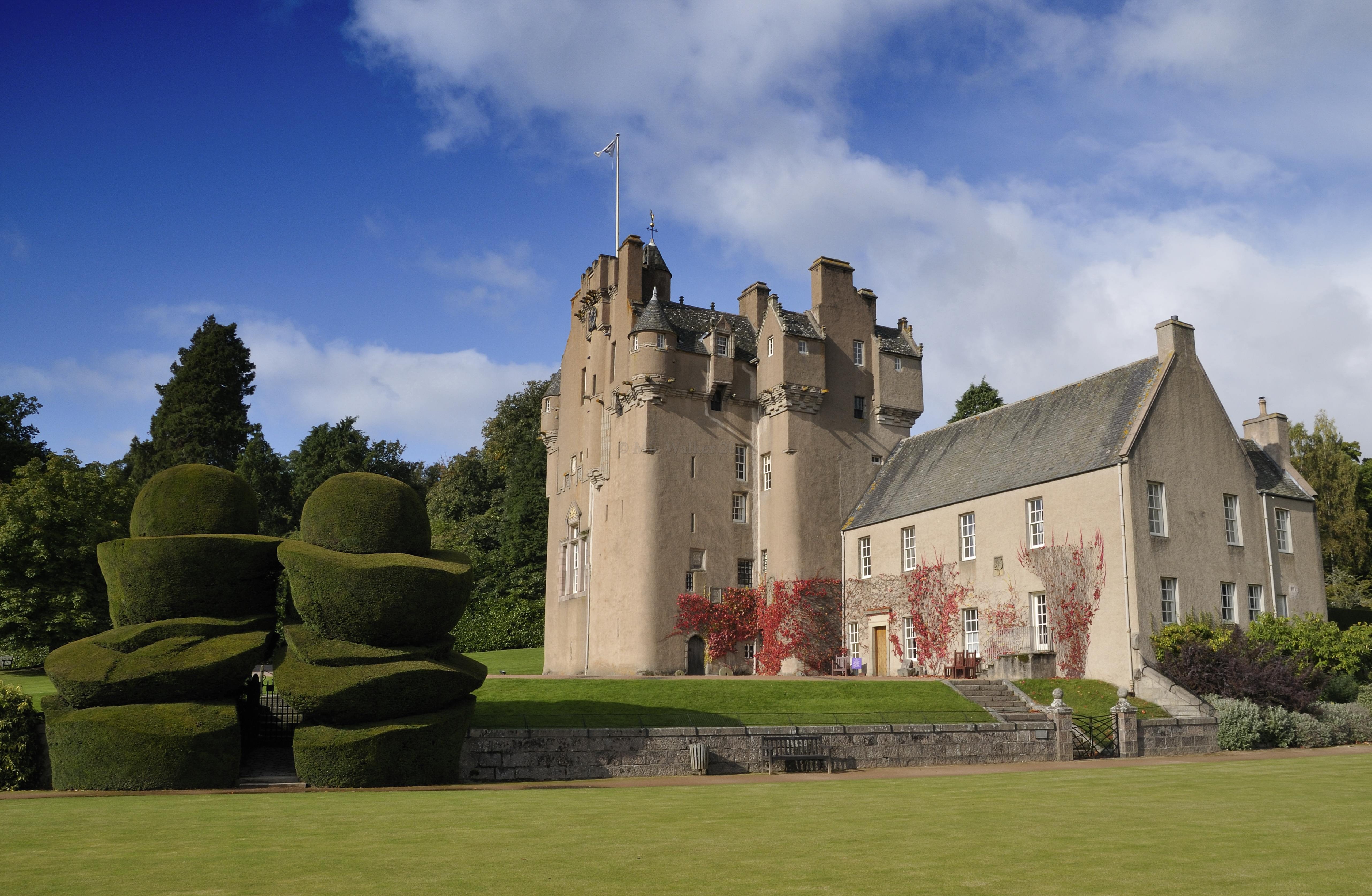 Visit Crathes Castle, Gardens & Estate, Aberdeenshire