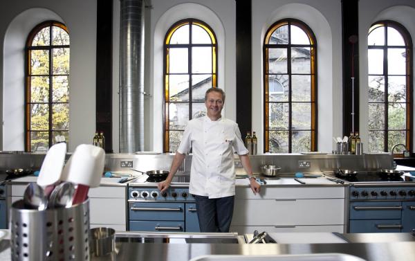 NICK NAIRN cook school small