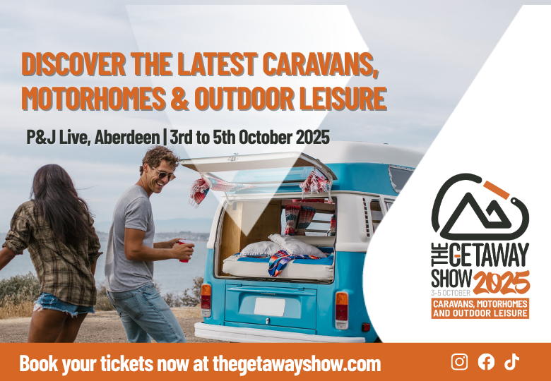 AD: P&J LIve - Getaway show